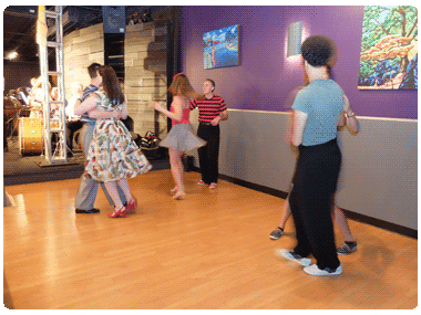 Silver Creek Jazz Band dancers